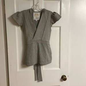 BLAKE STANDARD Hooded V-Neck Top
